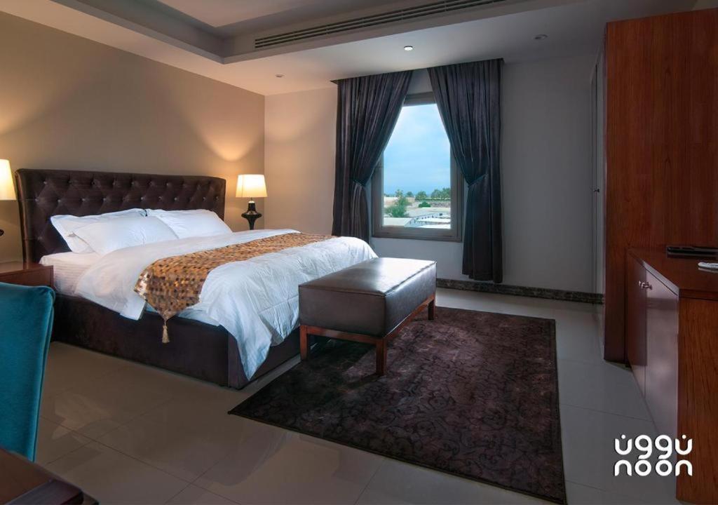 Noon Hotel Suites Khafdzsi Kültér fotó