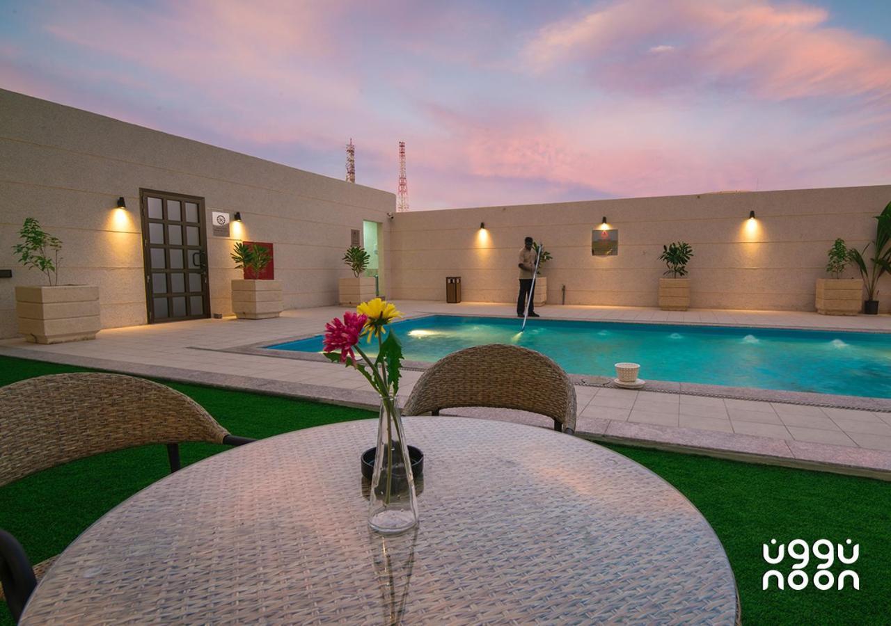 Noon Hotel Suites Khafdzsi Kültér fotó