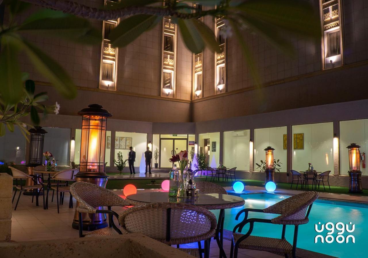 Noon Hotel Suites Khafdzsi Kültér fotó