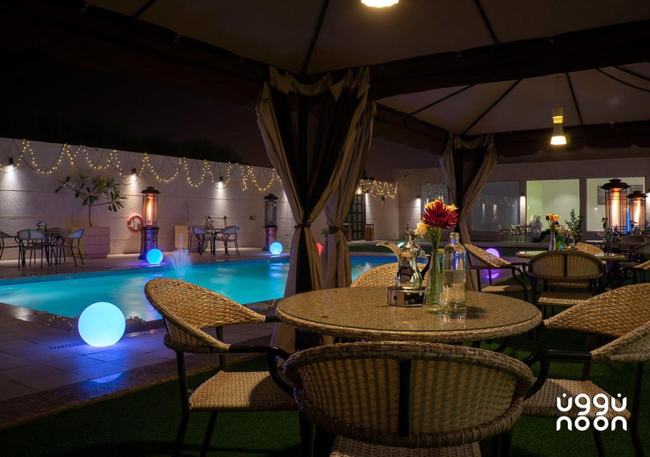Noon Hotel Suites Khafdzsi Kültér fotó