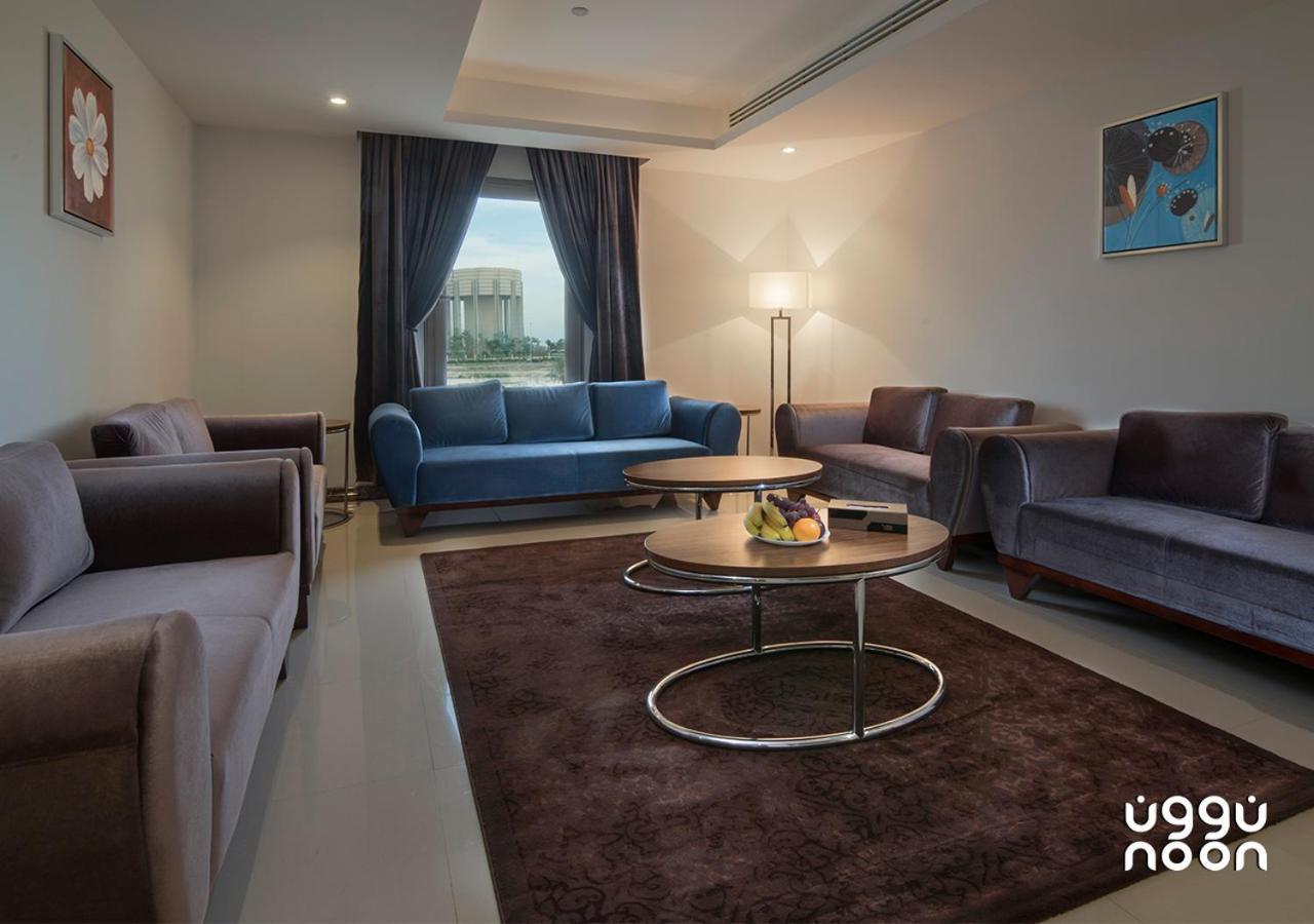Noon Hotel Suites Khafdzsi Kültér fotó